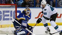 tonk San Jose Sharks Tom Hertl dv gl do st St. Louis Blues.