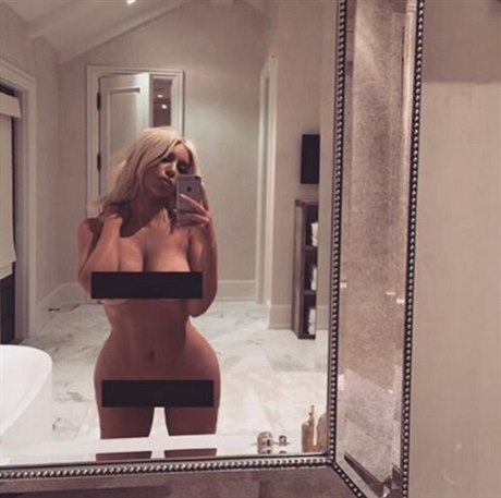 Kim Kardashianová se vyfotila nahá
