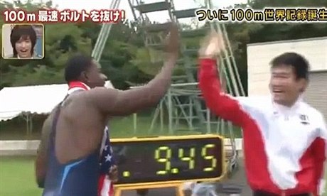 Justin Gatlin pi rekordu na stovku.