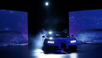 Nov vz Bugatti Chiron na enevskm autosalonu. Jde o aktuln nejrychlej...