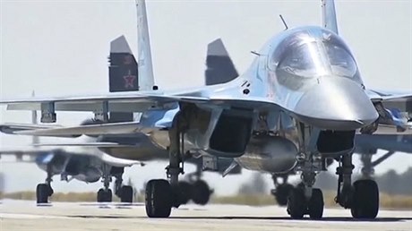 Ruské stíhaky nasazené v Sýrii.