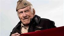 Louis Zamperini, jeden z nejlepších běžců světa a osmý muž z olympijských her... | na serveru Lidovky.cz | aktuální zprávy