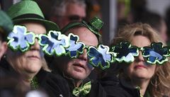Tento svátek se spojuje se vím irským: se zelenou barvou, s jetelovým...