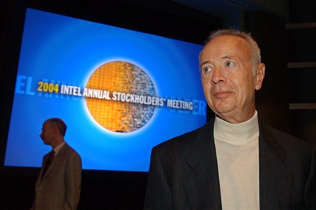Bývalý éf spolenosti Intel Andy Grove na snímku z roku 2004.
