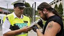 Dopravní policie slaví a touží po svém logu. | na serveru Lidovky.cz | aktuální zprávy