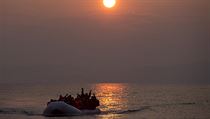 Migranti připlouvají na řecký ostrov Lesbos. | na serveru Lidovky.cz | aktuální zprávy