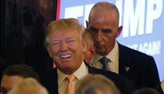 Úsmvem záil i Donald Trump po vítzném proslovu v Palm Beach.