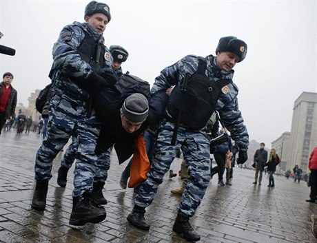 Ruská policie bude moct vstoupit do soukromých míst na základ pedpokladu.