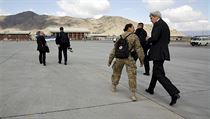 John Kerry pi nvtv Afghnistnu.