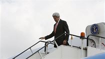 John Kerry piletl na neohlenou nvtvu do Kbulu.