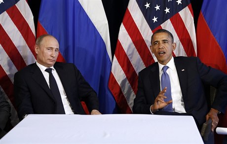 Barack Obama a Vladimir Putin pi setkání v ervnu 2012