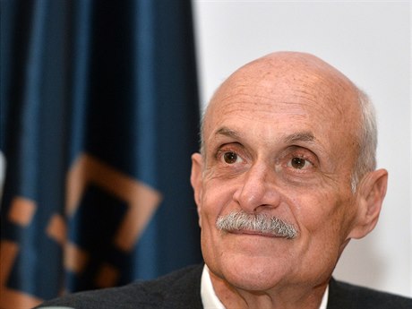 Bývalý americký ministr vnitní bezpenosti Michael Chertoff vystoupil v Praze...