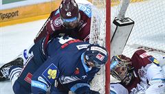 estý zápas finále play off hokejové extraligy HC Sparta Praha - Bílí Tygi...