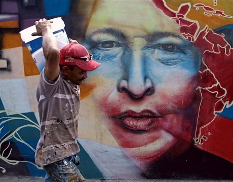Socialismus 21. století. Idea Huga Cháveze se v zemi hroutí.
