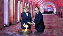 Merkelov a Hollande zapaluj Vn plamen v kostnici a nekropoli Douaumont