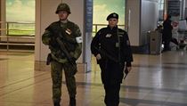 S policisty hlídali ulice i vojáci. | na serveru Lidovky.cz | aktuální zprávy