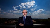 Karel Večeře, předseda Českého úřadu zeměměřického a katastrálního. | na serveru Lidovky.cz | aktuální zprávy Karel Večeře, předseda Českého úřadu zeměměřického a katastrálního. | na serveru Lidovky.cz | aktuální zprávy