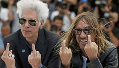 Punk není mrtev. Jim Jarmusch (vlevo) a Iggy Pop na festivalu v Cannes.