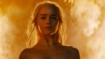Emilia Clarkeová jako královna Daenerys v seriálu Hra o trůny. | na serveru Lidovky.cz | aktuální zprávy