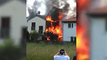 Hořící dům ve Vestci. | na serveru Lidovky.cz | aktuální zprávy