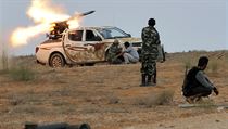 Libyjští revolucionáři pálí rakety na Syrtu, jednu z posledních bašt Kaddáfího... | na serveru Lidovky.cz | aktuální zprávy