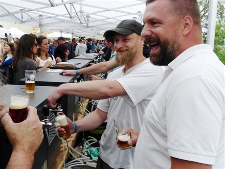 Festival Pivo na Hrad 2016 nabídl 132 znaek od 66 minipivovar.