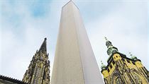 Slavný obelisk na III. hradním nádvoří, vylomený v mrákotínském žulovém lomu a... | na serveru Lidovky.cz | aktuální zprávy