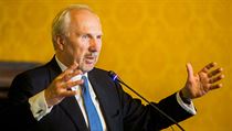 Guvernér Národní banky Rakouska a člen rady guvernérů ECB Ewald Nowotny | na serveru Lidovky.cz | aktuální zprávy