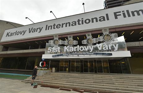 Karlovy Vary se pipravuj na leton 51. ronk mezinrodnho filmovho...