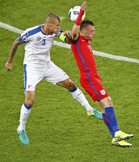 Slovensko vs. Anglie (krtel a Vardy).