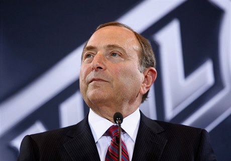 Komisioná NHL Gary Bettman.