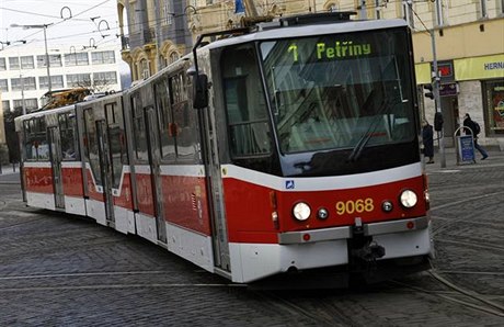 Tramvaj - ilustraní foto.