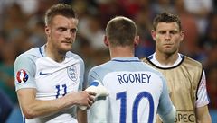 Anglie vs. Island (zklamaní Vardy a Rooney).
