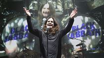 Ozzy Osbourne bhem praskho vystoupen Black Sabbath.