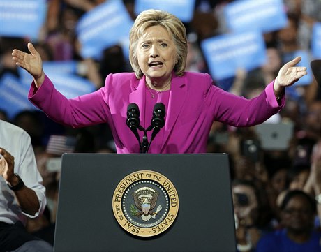 Prezidentská kandidátka Hillary Clinton promlouvá bhem své kampan v Charlotte