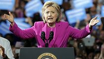 Prezidentská kandidátka Hillary Clinton promlouvá během své kampaně v Charlotte | na serveru Lidovky.cz | aktuální zprávy