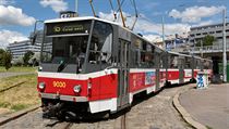 Rok 2013 - Tatra KT8D5 ("Kachna") vyrazila na svou poslední jízdu před... | na serveru Lidovky.cz | aktuální zprávy