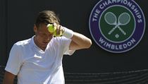 Tom Berdych si dosud finle Wimbledonu zahrl pouze jednou