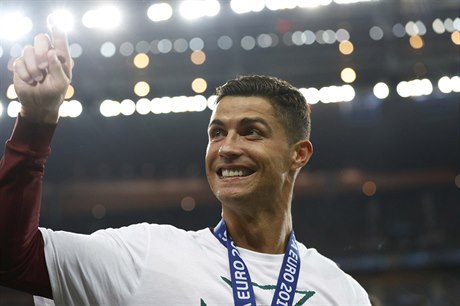 Rozstílí se zase Cristiano Ronaldo?
