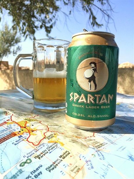 Spartan Lager Beer, levná znana od Mythosu, takové naedné pivko, jen v...