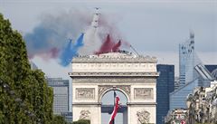 Francie slaví den dobytí Bastily.