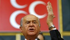 Devlet Bahçeli, lídr krajn pravicové turecké Strana národní akce (MHP).