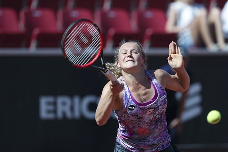 Kateina Siniaková ve finálovém utkání turnaje v Bastadu.