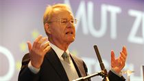 Hans-Olaf Henkel, bývalý šéf německých průmyslníků, europoslanec a... Hans-Olaf Henkel, bývalý šéf německých průmyslníků, europoslanec a...