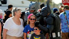 Fanouci pevleení za Batmany na Comic-Conu.