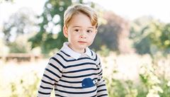 Malý princ George na fotografii, která byla poízena v Norfolku.