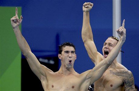 Michael Phelps se raduje z 19. zlaté olympijské medaile.