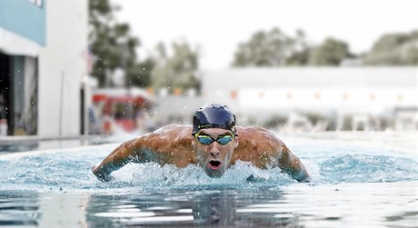Michael Phelps v Riu obhajuje  tyi zlaté a dv stíbrné medaile z pedchozí...