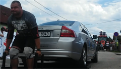 Siláci z celé střední Evropy se v sobotu sjeli do Vlčic u Trutnova. | na serveru Lidovky.cz | aktuální zprávy