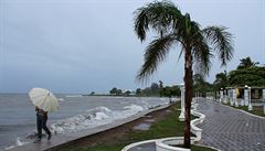 Msto Belize City zasáhl hurikán Earl.